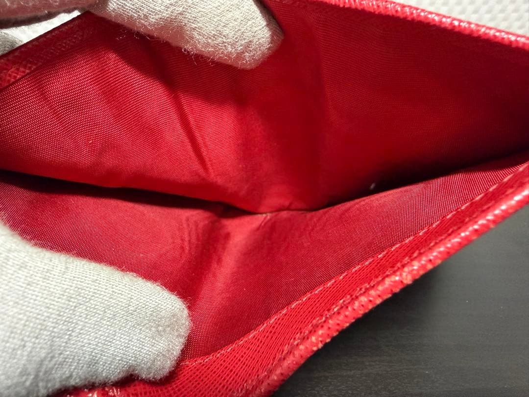 RY/1.22/8 プラダ　財布　三つ折り財布　レッド
