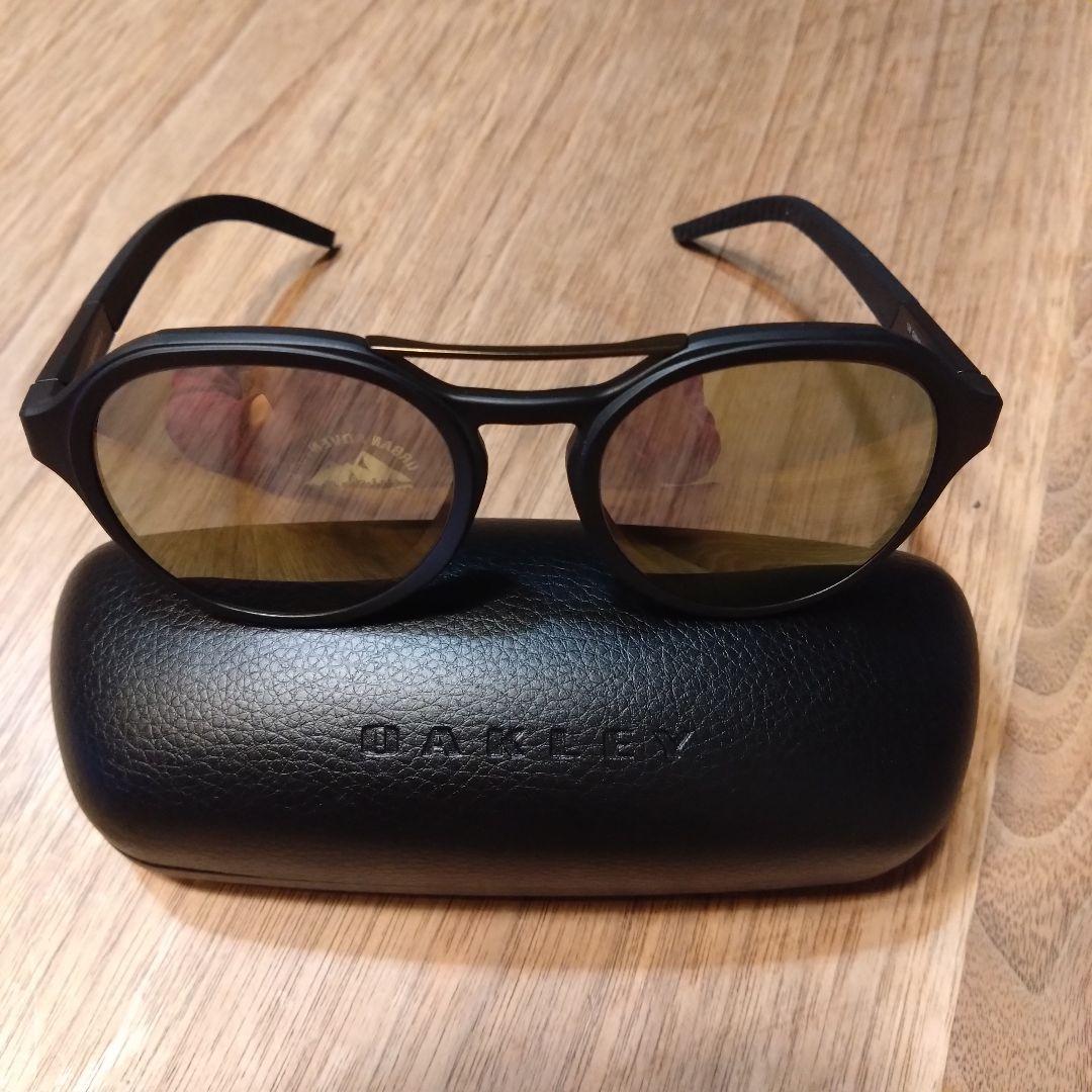 OAKLEY サングラスSCAVENGER A 偏光レンズ入り