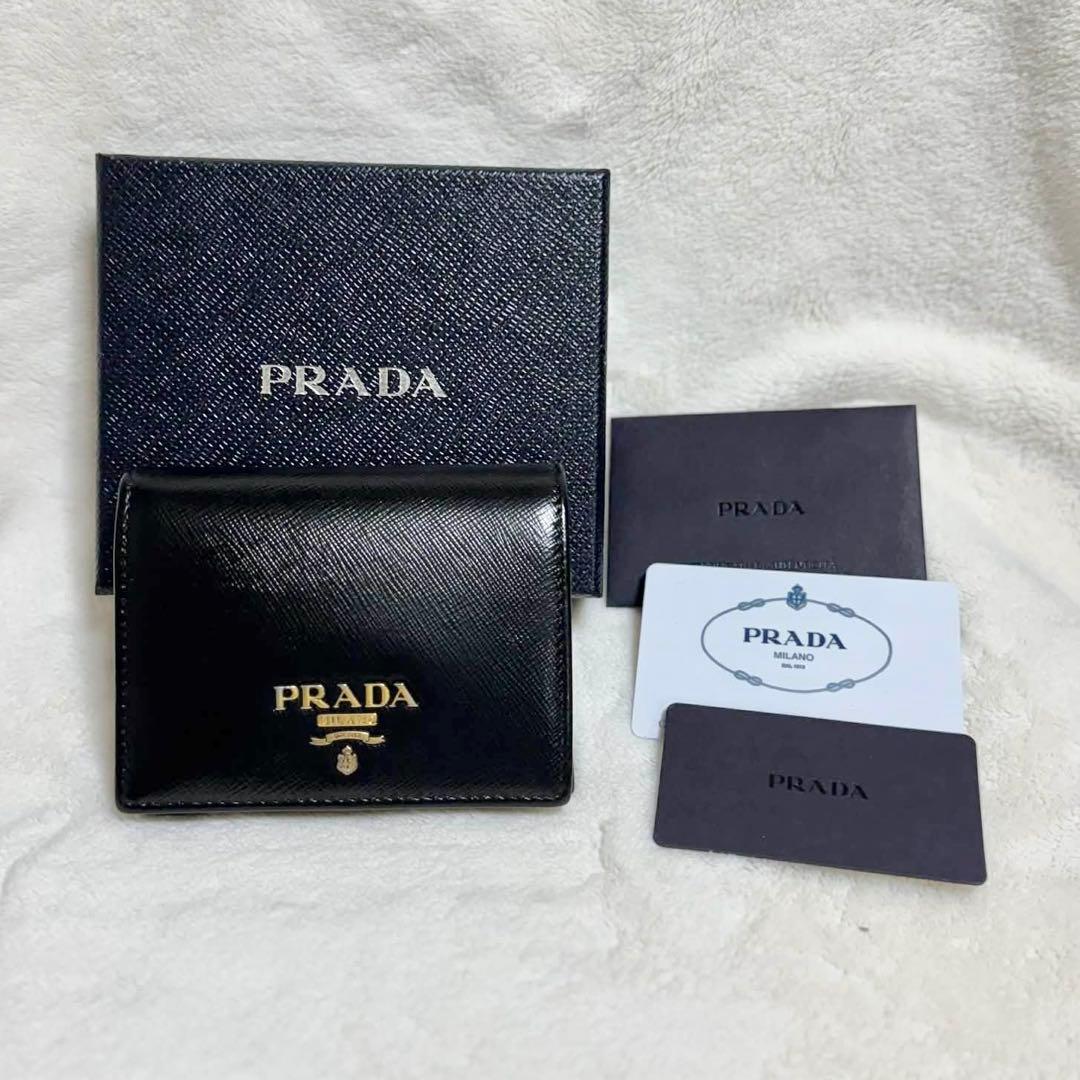 ✨正規品✨ PRADA プラダ　二つ折り財布　サフィアーノ　ゴールド金具
