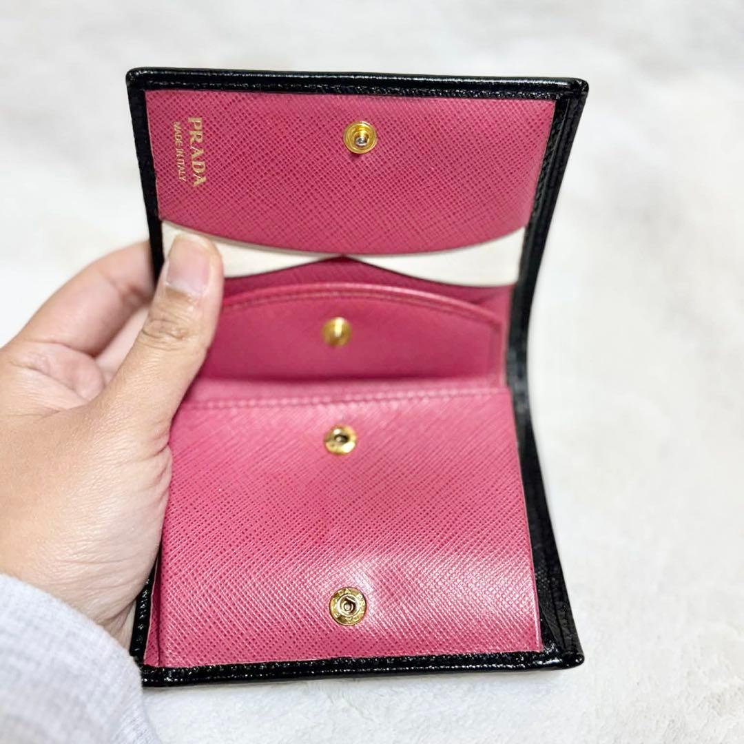 ✨正規品✨ PRADA プラダ　二つ折り財布　サフィアーノ　ゴールド金具