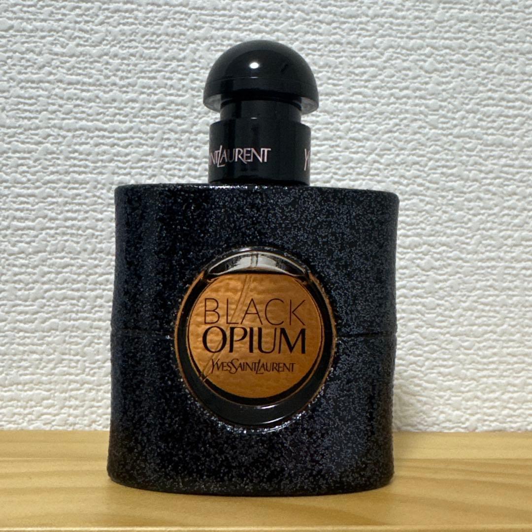 Yves Saint Laurent Black Opium 香水