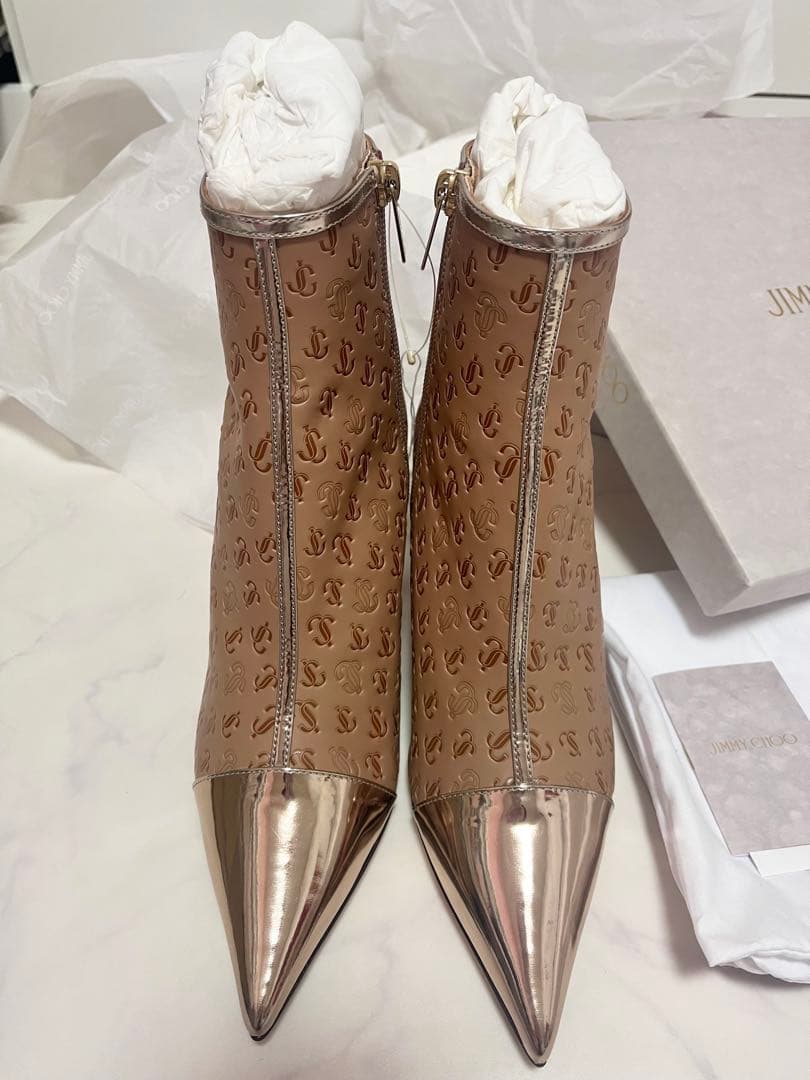 【新品】JIMMY CHOO モノグラムショートブーツ ブーティ ベージュ