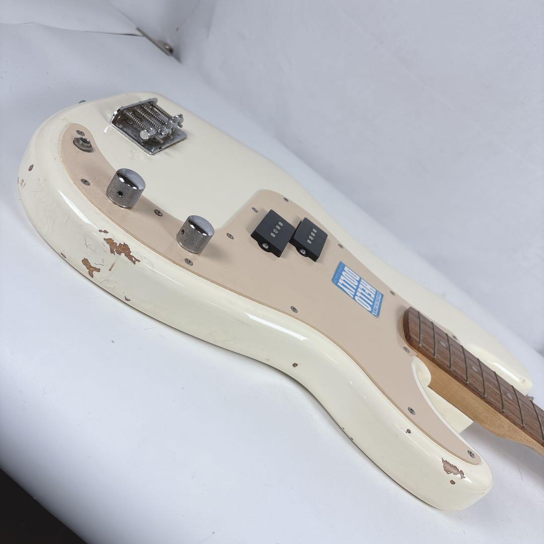 エレキベース 現状品 ホワイト ジャンク品 フェンダー