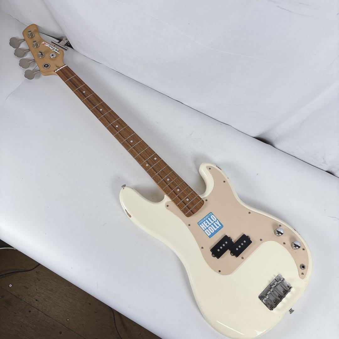 エレキベース 現状品 ホワイト ジャンク品 フェンダー