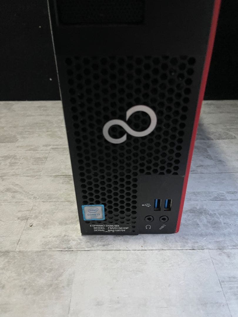 Fujitsu ESPRIMO デスクトップPC D586/MX