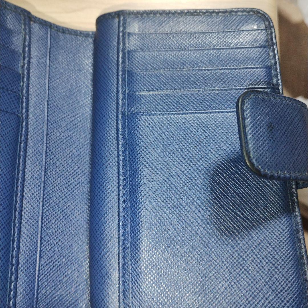 美品　PRADA 二つ折り財布