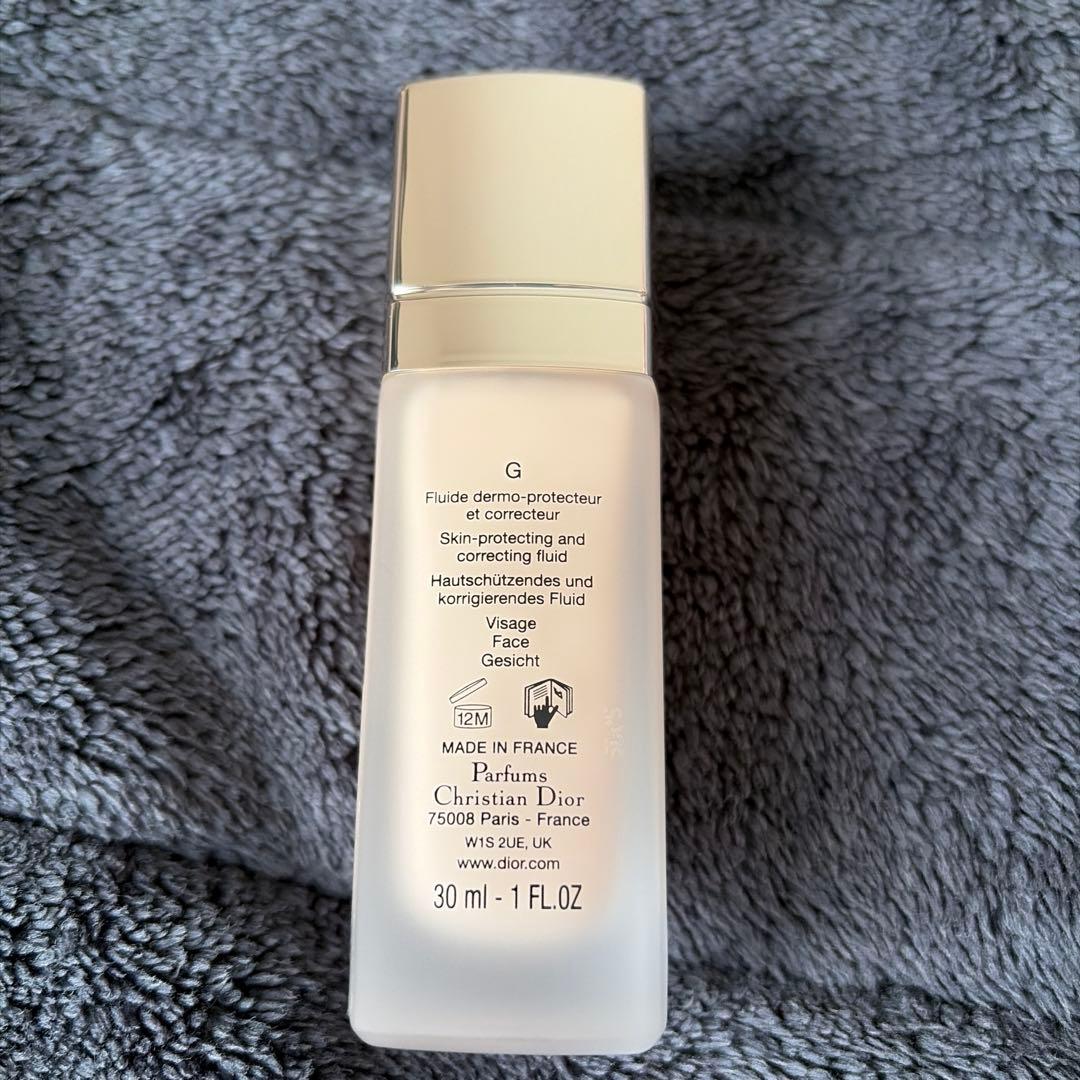 Dior プレステージ　ホワイト　UV 日焼け止め30ml
