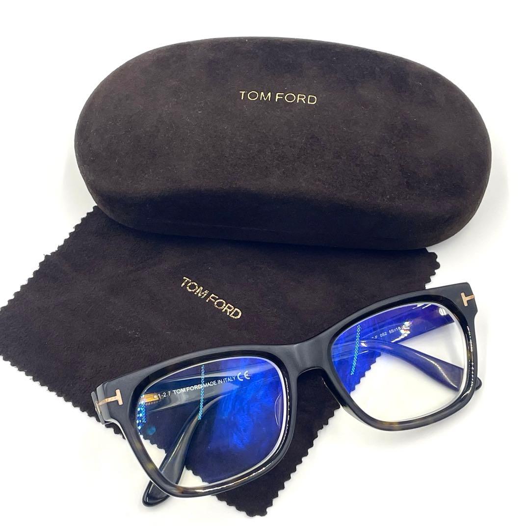 TOM FORDウェリントンメガネ TF5468F 052 5518 145
