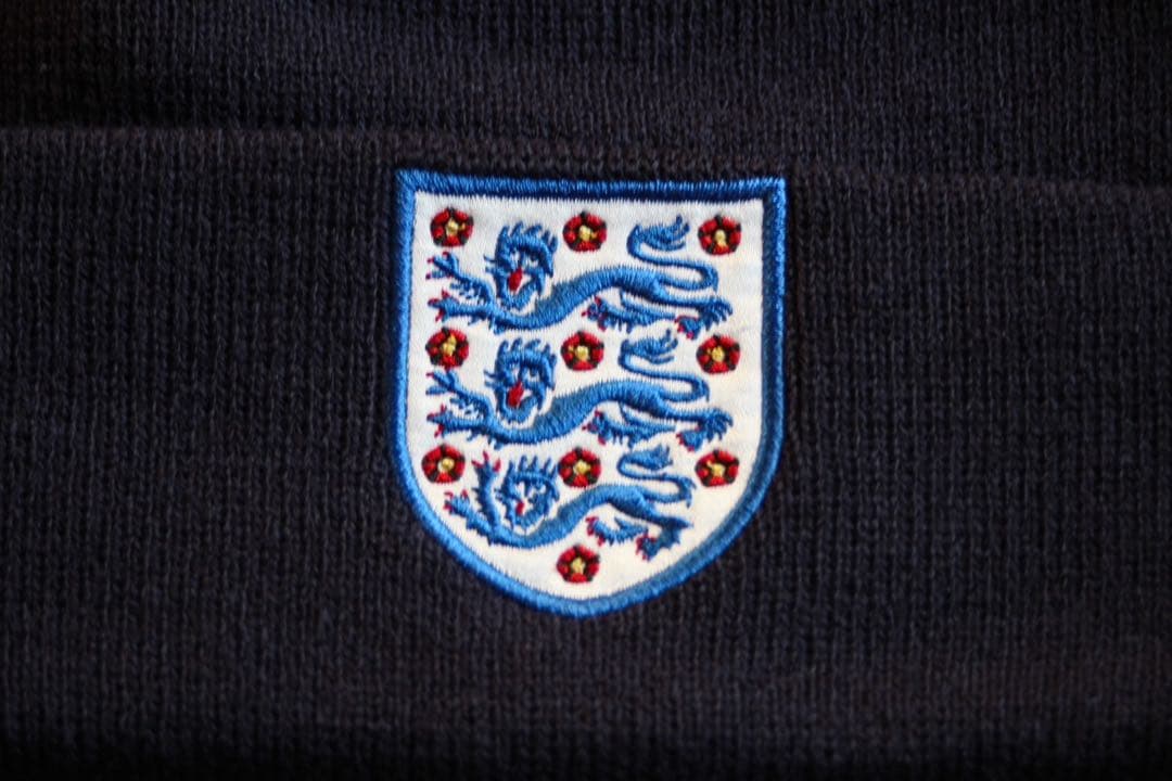 入手困難 イングランド代表 Beanie ビーニー ニット帽 現地購入
