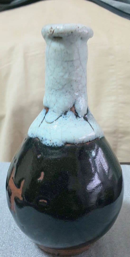朝鮮唐津花瓶 澱白釉垂瓶首 黒釉陶器