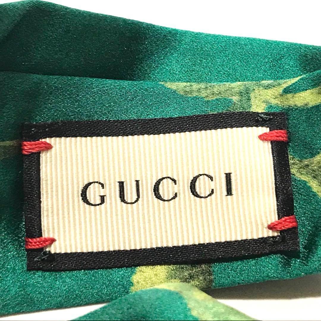 美品 GUCCI グッチ ヘアバンド ターバン 花柄 緑 ヘアアクセサリー