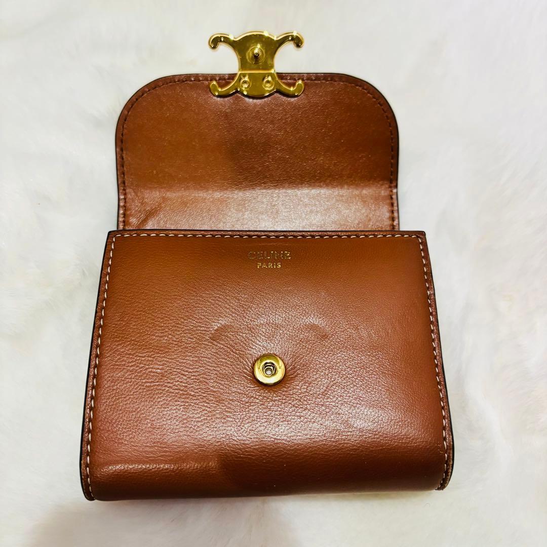 CELINE トリオンフ　財布　タン