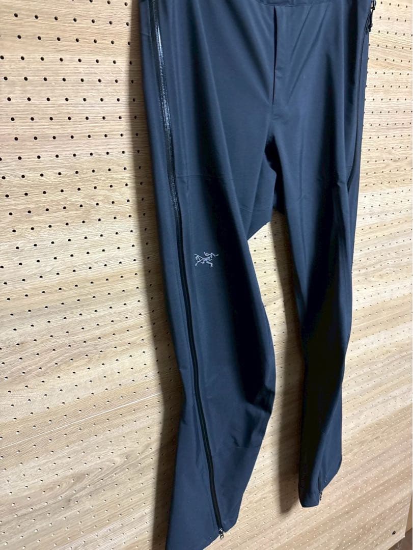 ARC'TERYX アークテリクス ベータパンツ ブラック M-R Lサイズ
