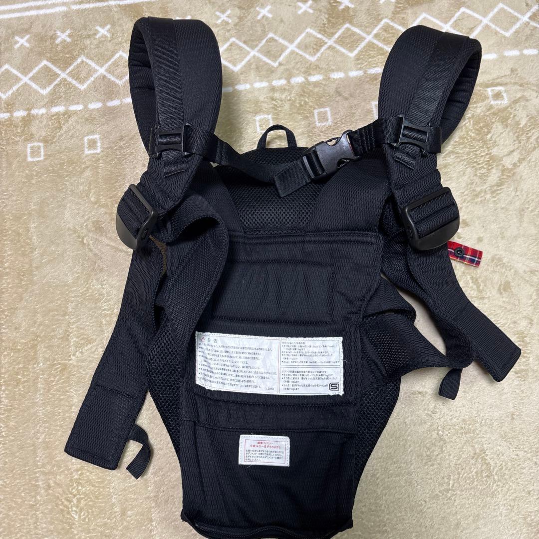 mikiHOUSE 黒 メッシュ抱っこひも