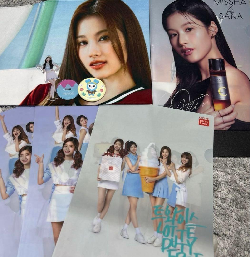 TWICE まとめ売り 値下げ中‼️