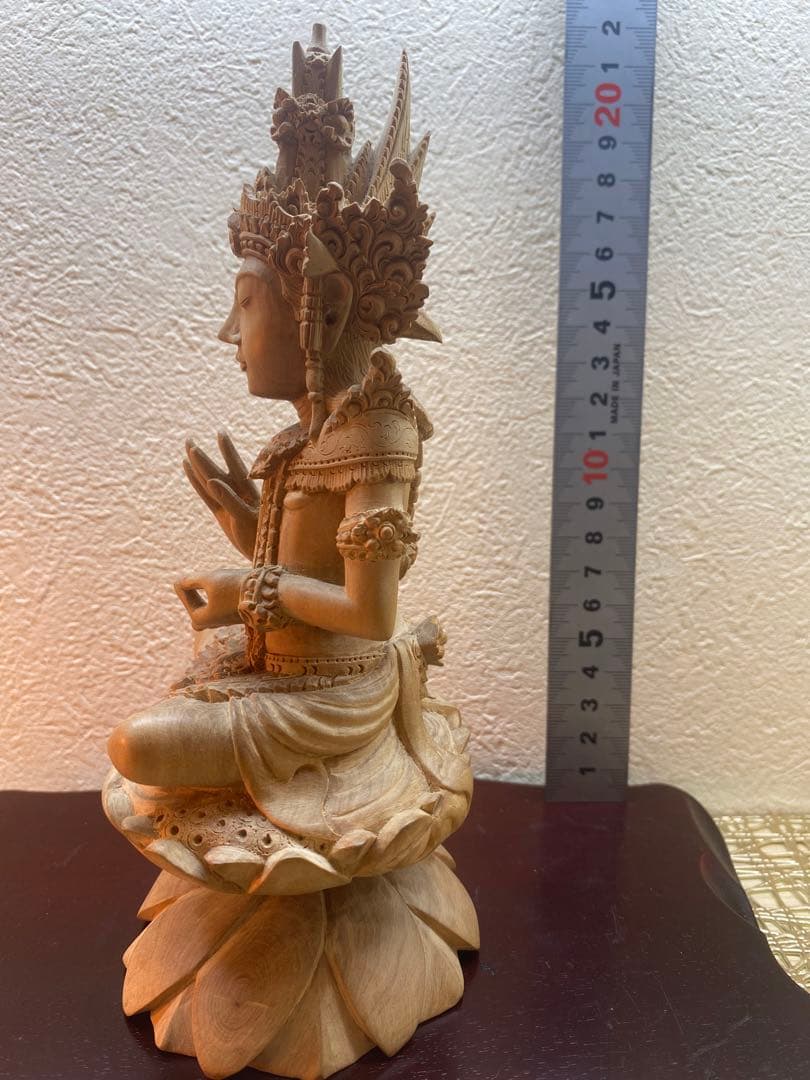 ⁂ 総白檀？　インドネシア　仏像　木彫り　精密