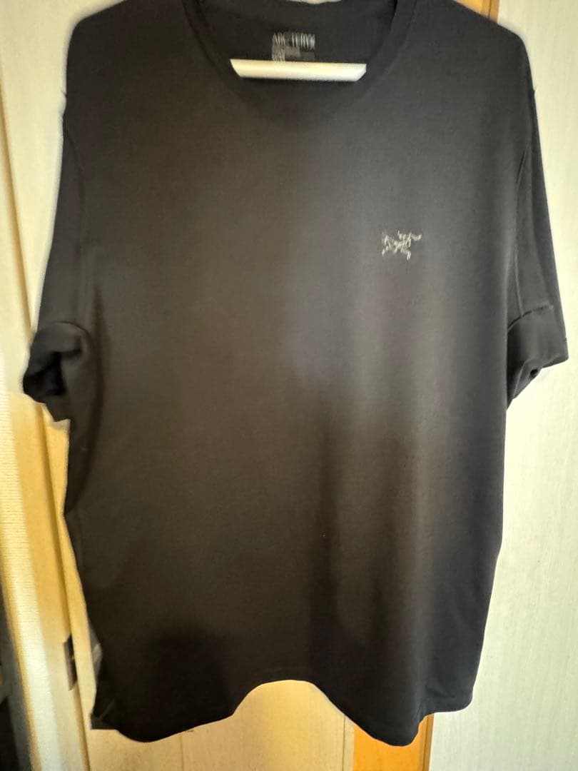 ARC'TERYX コーマック 半袖Tシャツ ブラック