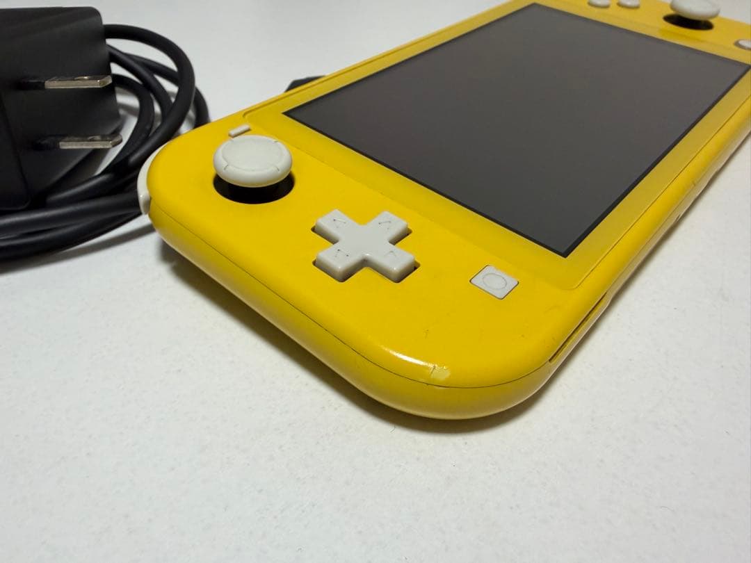 Nintendo Switch Lite イエロー【ジャンク】