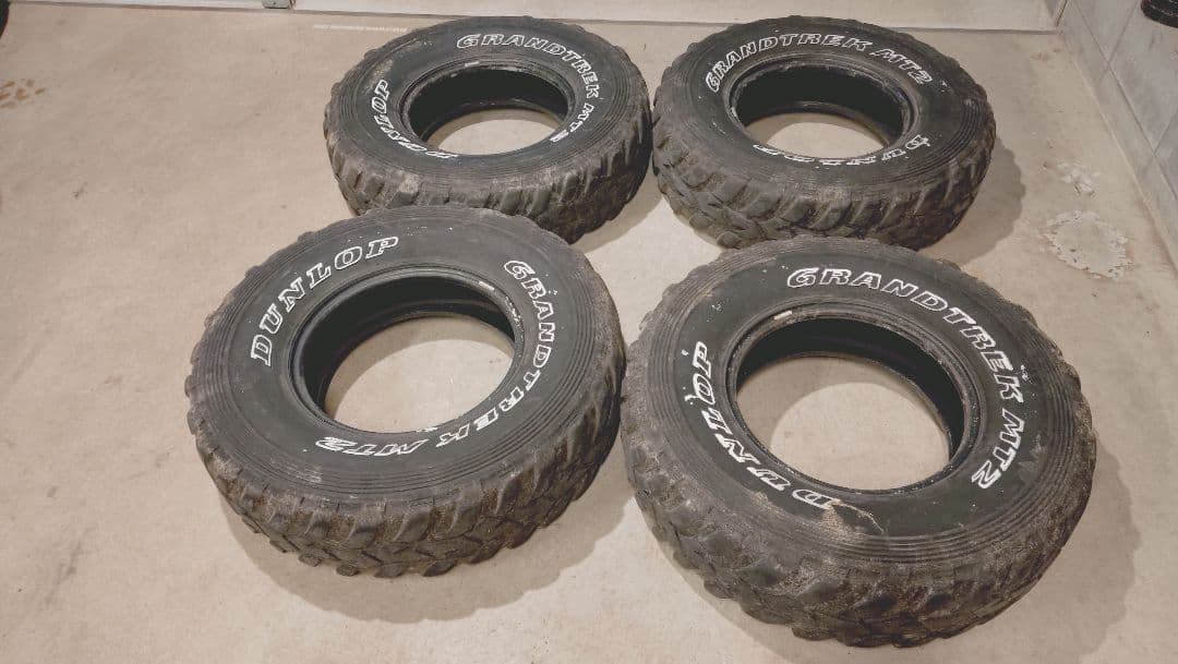 ダンロップ グラントレック MT2 LT255/85R16 タイヤ