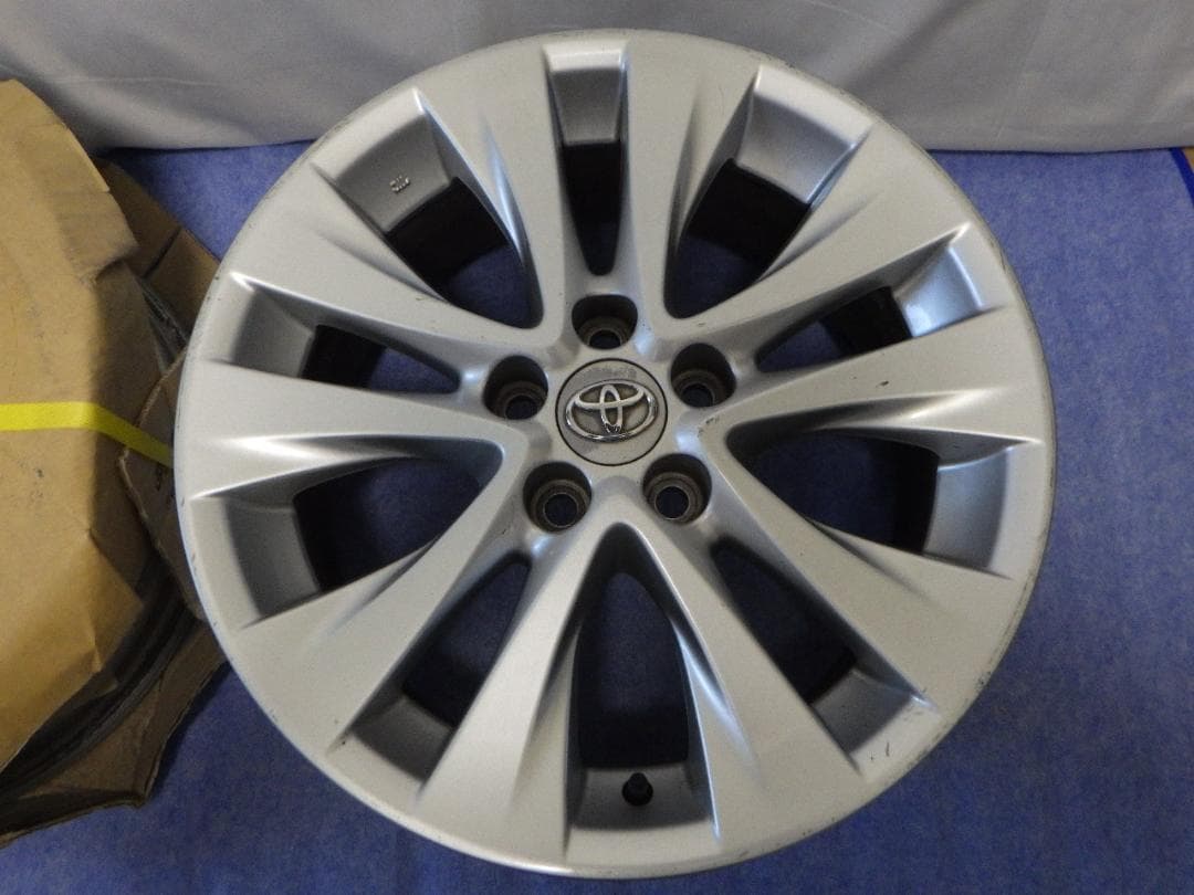 トヨタ純正アルミホイール　アルファード　18インチ　1本のみ　その②