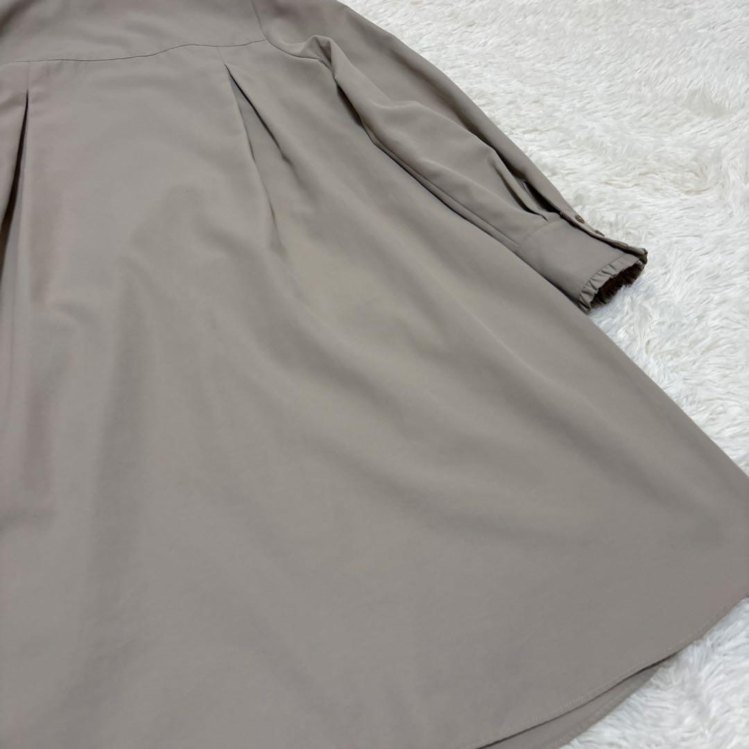 ▪️ ブルーレーベルクレストブリッジ　スタンドカラー ひざ丈 36 ベージュ