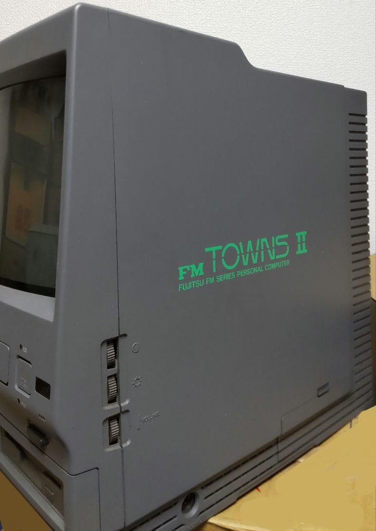 O*a様 【半・動品】富士通 FM-TOWNS II UX40 (FMタウンズ)