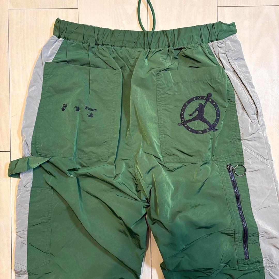 【即完売】NIKE×オフホワイト　ナイロンパンツ　カーゴパンツ　M