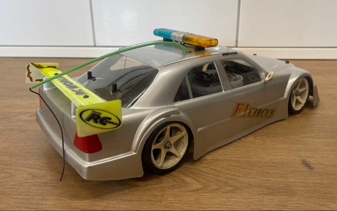 HPI 1/10 電動4WDラジコンカー メルセデスペースカー仕様　RS4？