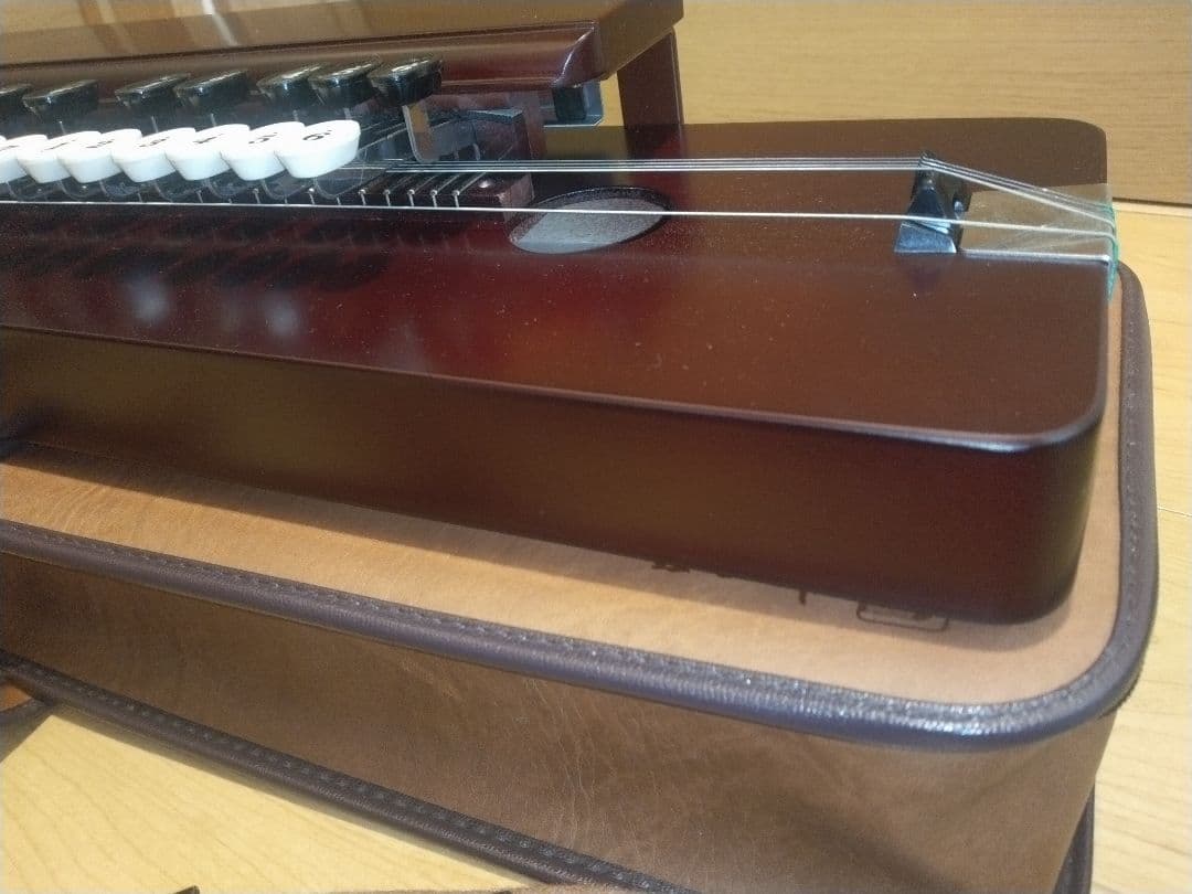 【極美品】大正琴　スズキ　特松 SUZUKI 特製 松　譜面代付