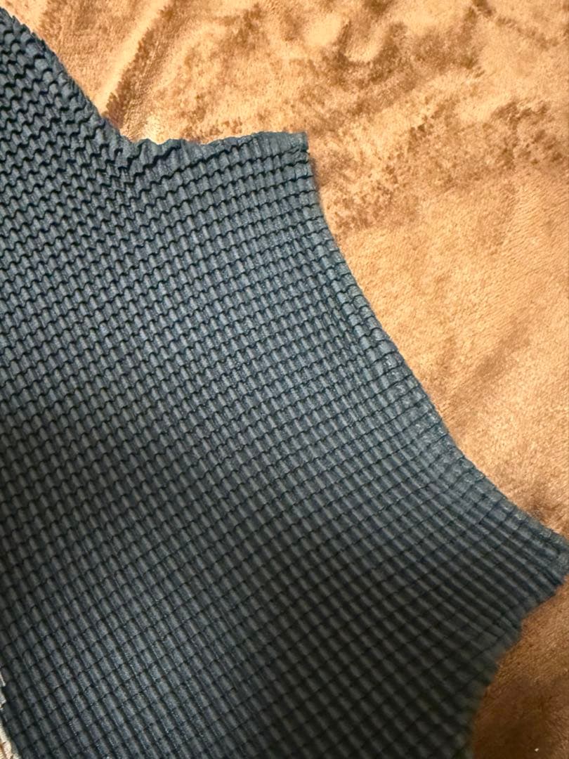 musubore pleatsed print tops 牡蠣/オイスター