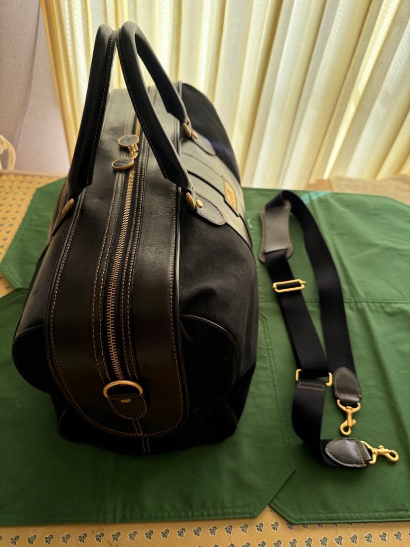 ダンヒル（Dunhill）スポーツ　ブラックボストンバッグ