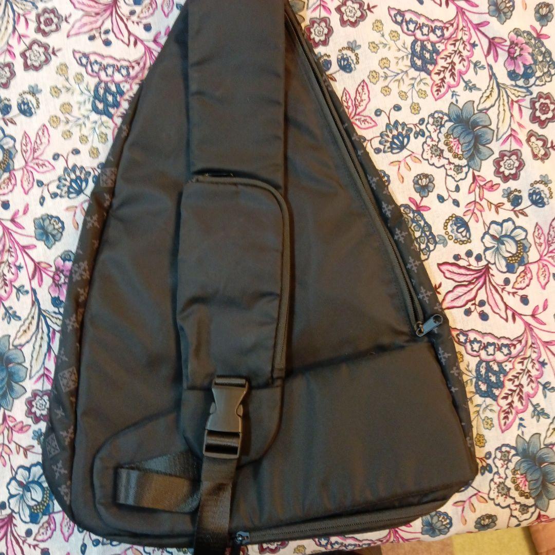 【新品】デイリーラシットボディバック ショルダーバッグ　ブラック　russet