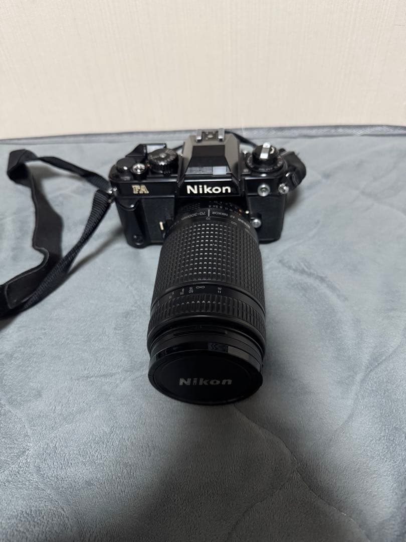 Nikon FA 一眼レフフィルムカメラ　70〜300mmズームレンズ付き