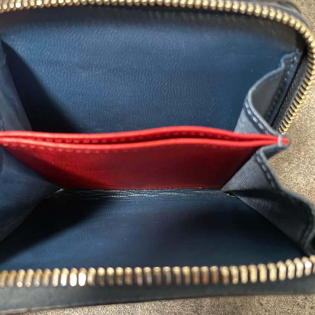 美品 VALENTINO GARAVANI スタッズ コンパクトウォレット