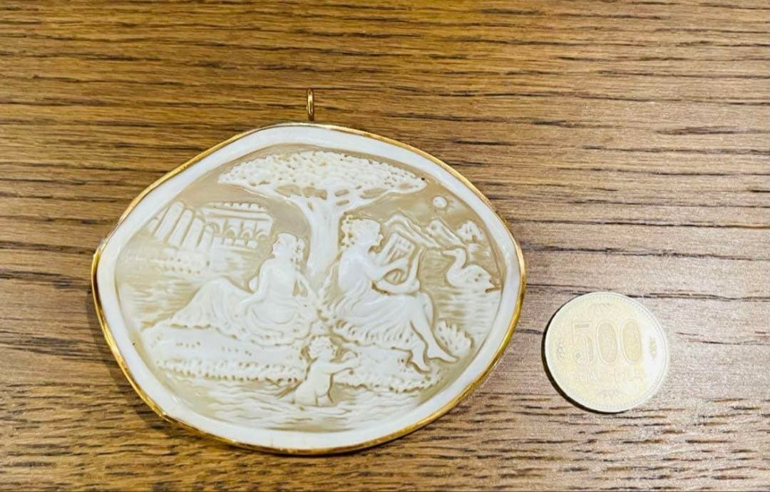 春SALE◆大判 天然シェルカメオ k10金枠 アンティークブローチ アート