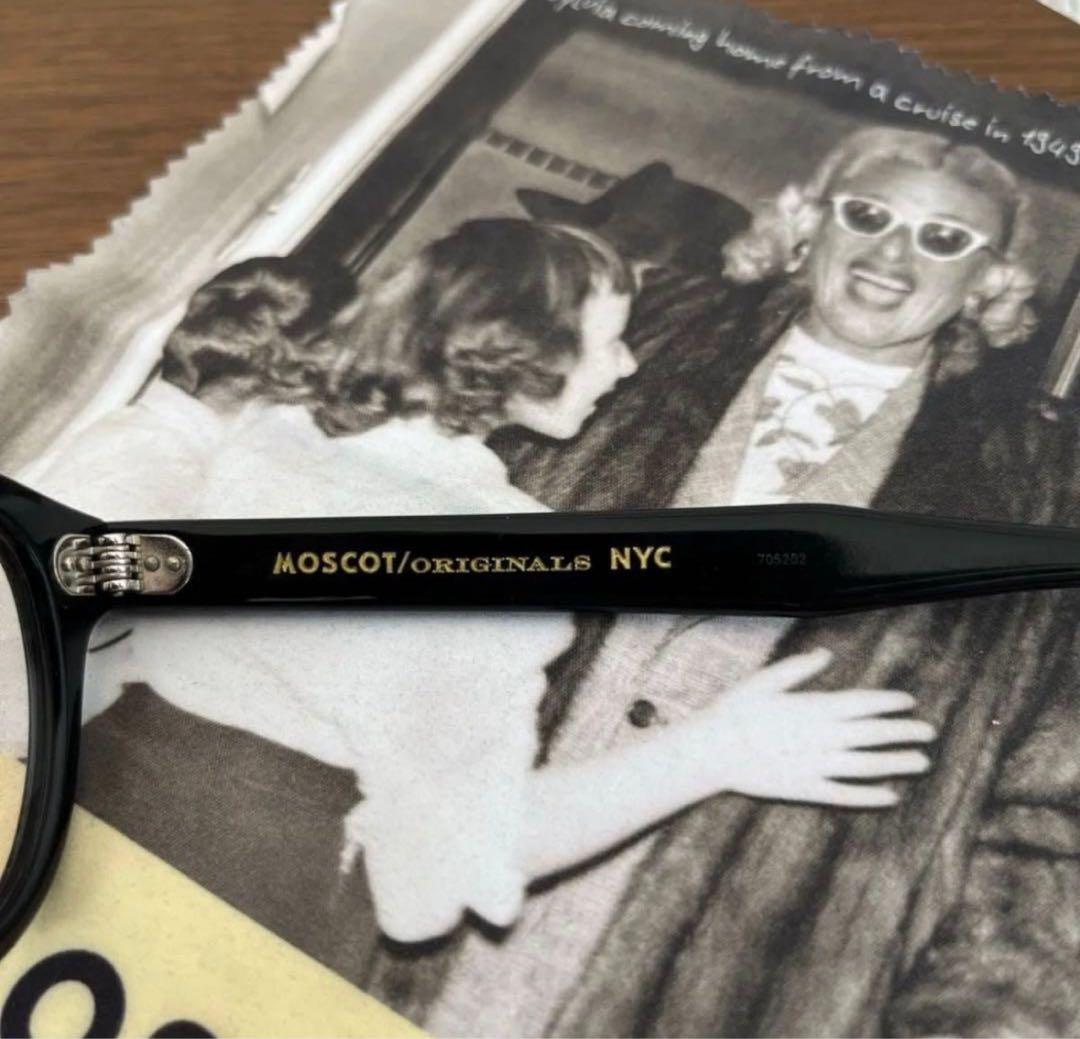 MOSCOT ブラック ラウンドサングラス ケース付き