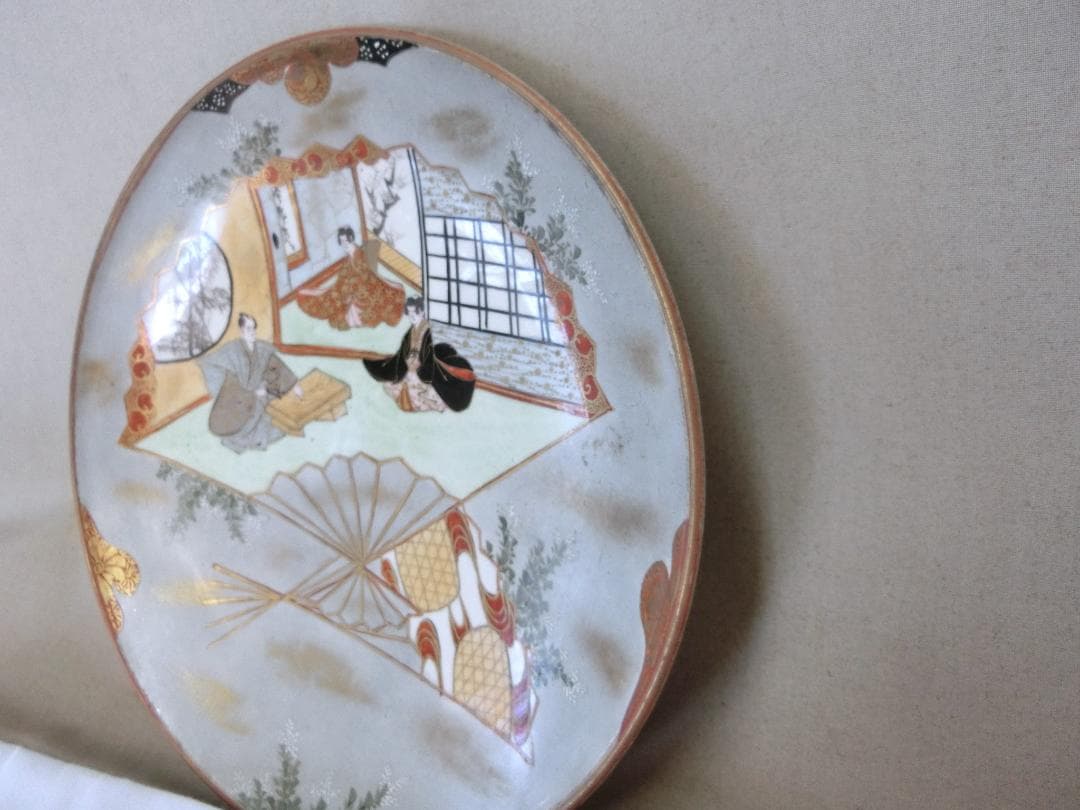 飾って！【飾り皿　金彩色絵紋　歴史画　九谷焼　明治期】★鑑賞陶磁器　骨董　資料画