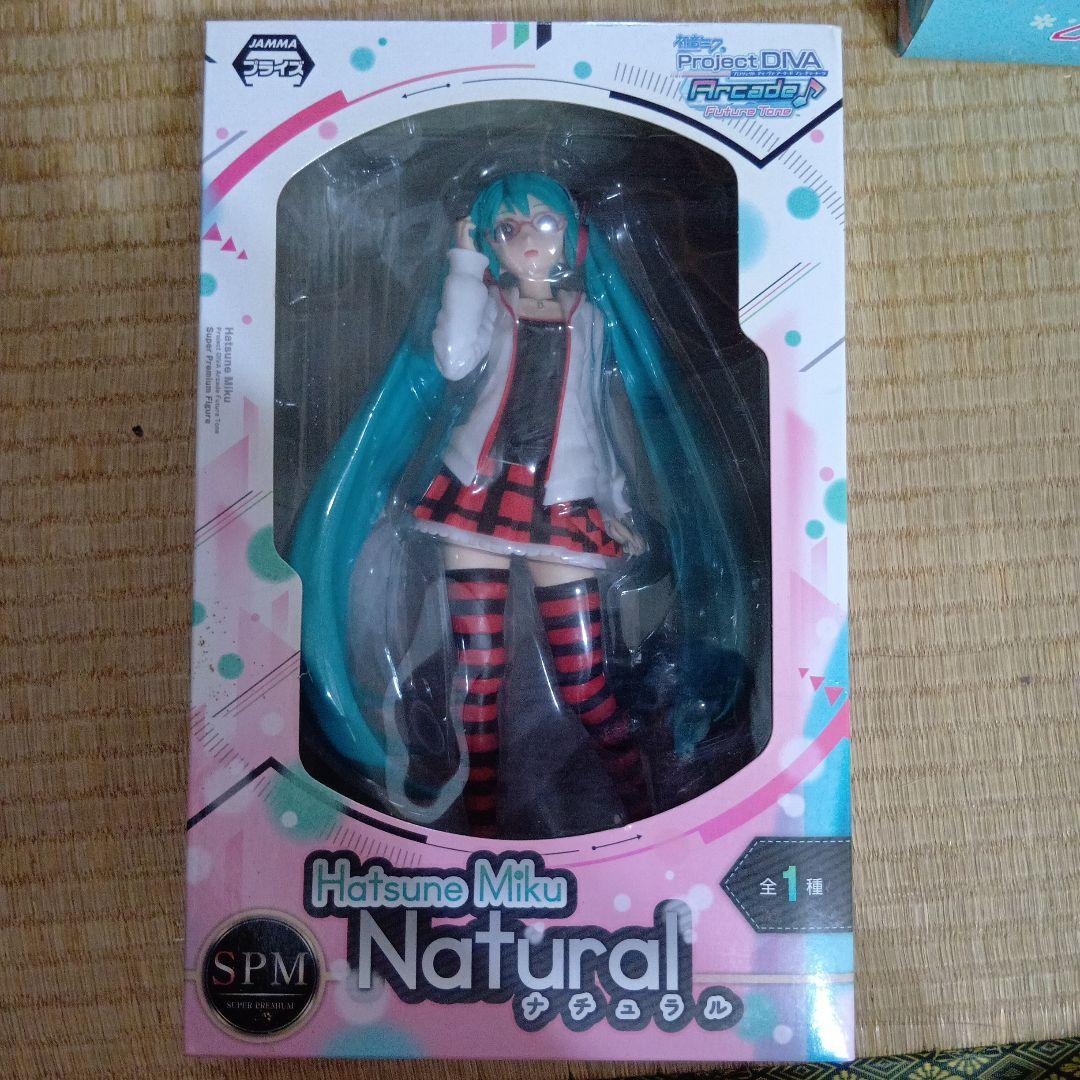 初音ミク Project DIVA 2nd プラチナフィギュア　他５点セット