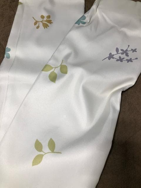 新品☆幅100×丈230cmリーフ柄1級遮光カーテン&レース♪わけあり☆b565