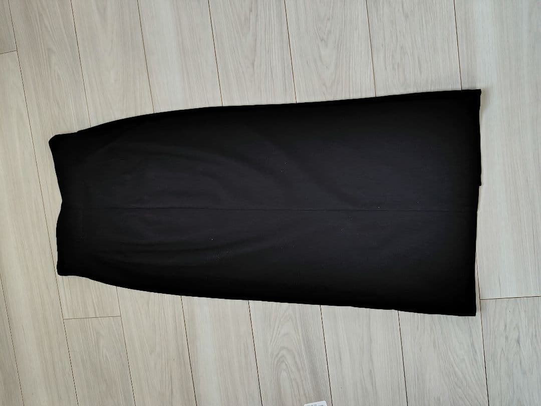 美品　Nobleコンフォートストレッチジップタイトスカート34