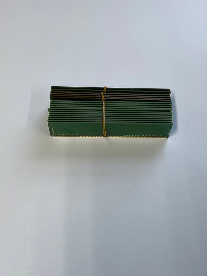 メモリー DDR4 8GB PC4-2400T 18枚 ジャンク