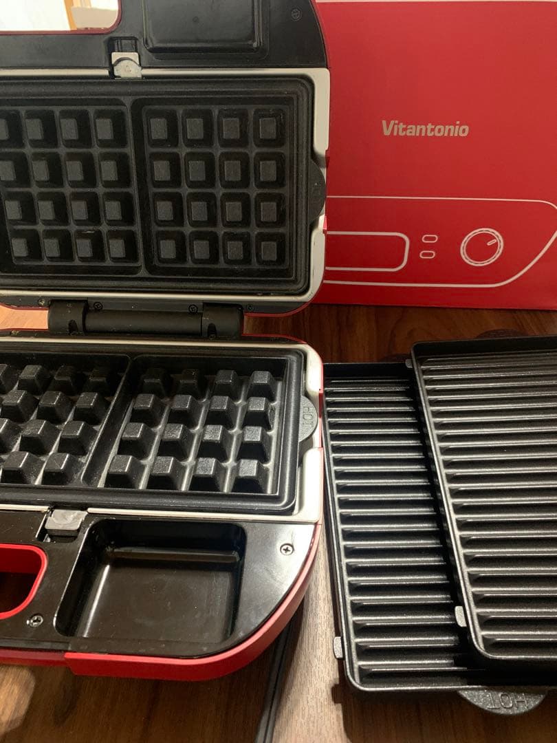 Vitantonio ワッフル　ホットサンドメーカー レッド