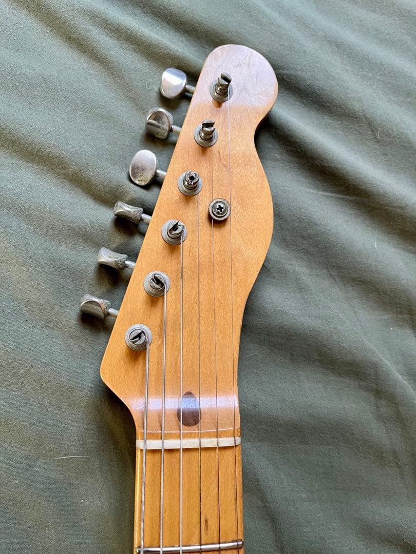 Freedom Custom Guitar Researchテレキャスター
