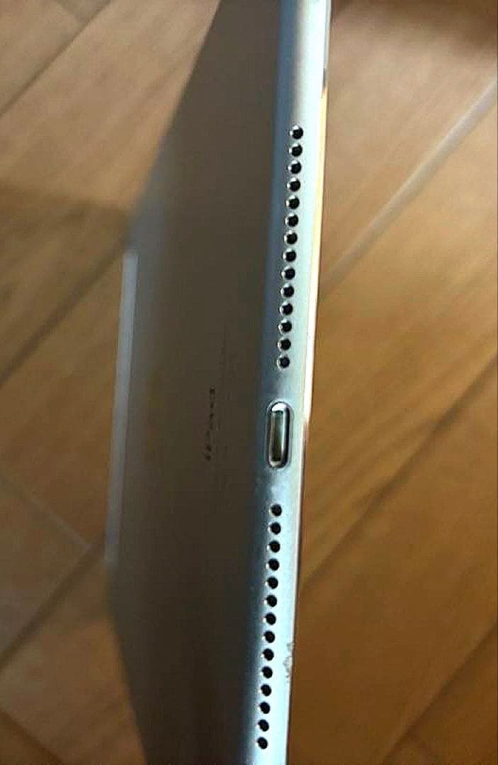 【 Apple iPad Air2 】Wi-Fiモデル 16GB シルバー