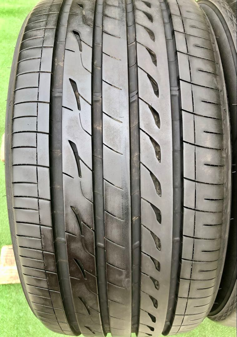 255/35 R18 BRIDGESTONE REGNO GR-XIII タイヤ