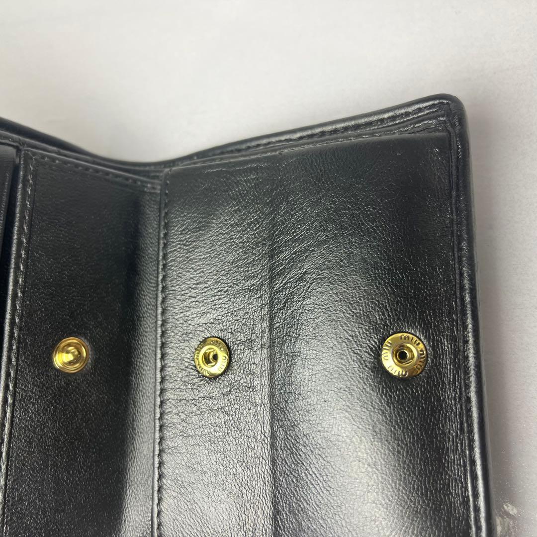 miu miu 財布 ブラック 二つ折り財布 キルティング レザー マトラッセ