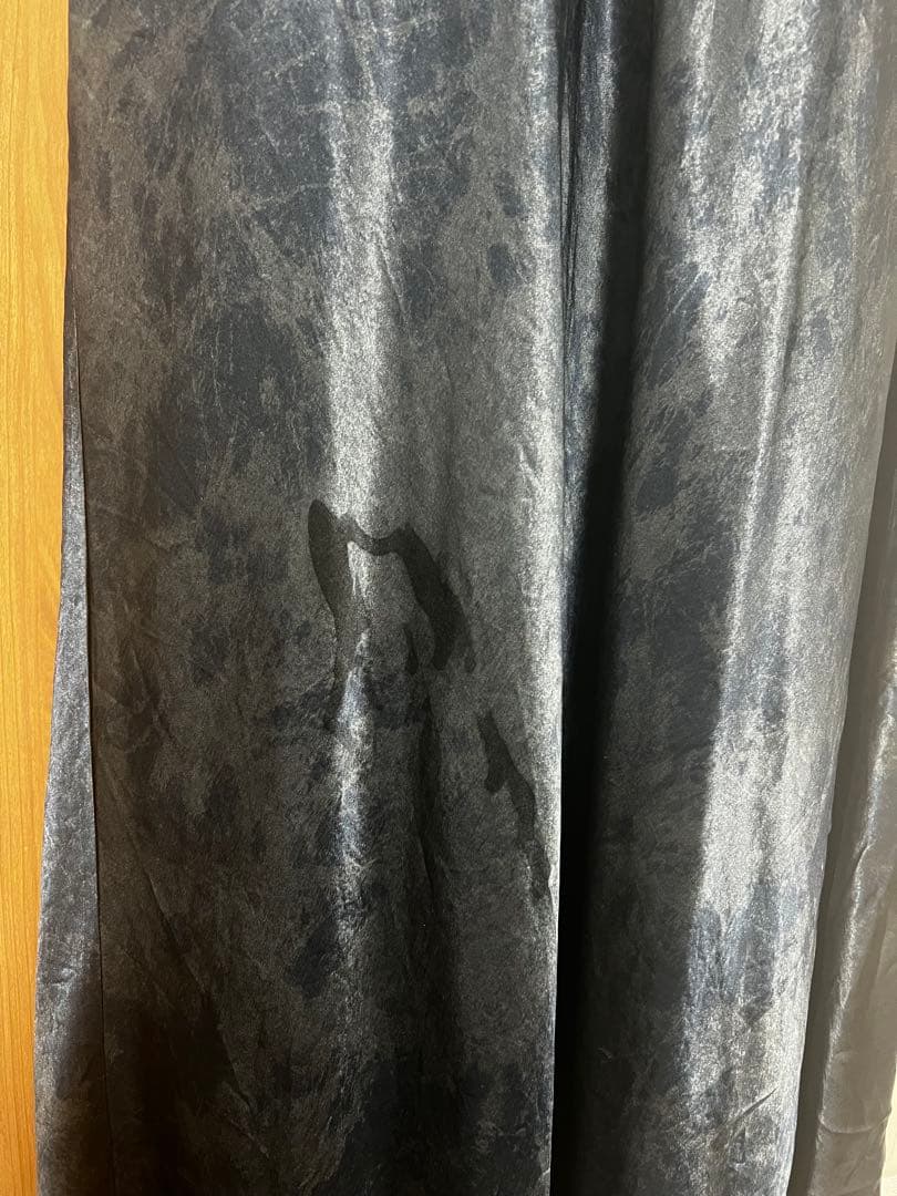 アメリ　BIAS SATIN PRINT SKIRT サテンスカート