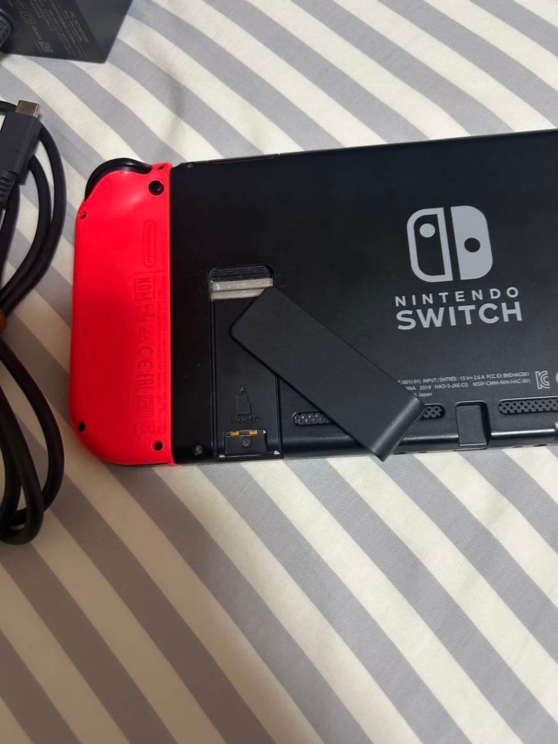 Nintendo Switch 本体 赤/青　ジャンク品