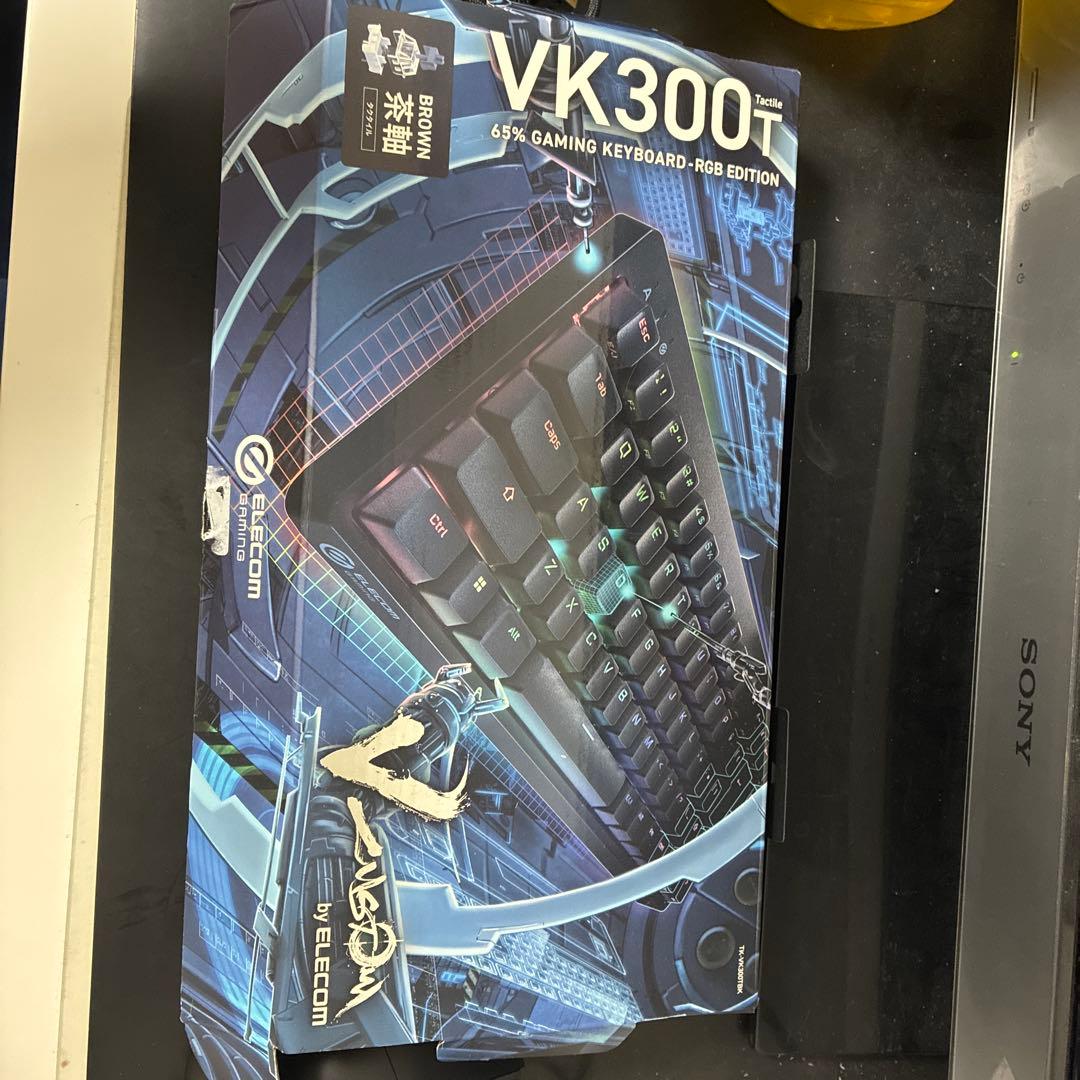 ELECOM V2 ゲーミングキーボード&ロジクール　ゲーミングマウス