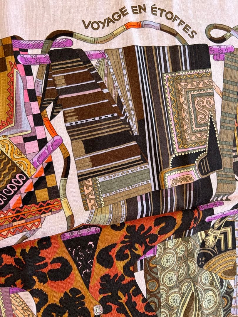HERMES エルメス　大判ストールカシシル　VOYAGE EN ETOFFES